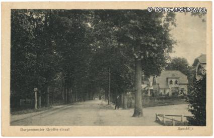 Soestdijk, Burgemeester Grothe-straat ansichtkaart: Soestdijk, Burgemeester Grothe-straat