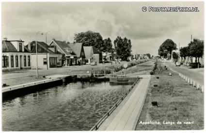 ansichtkaart: Appelscha, Langs de vaart