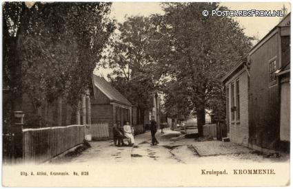 ansichtkaart: Krommenie, Kruispad
