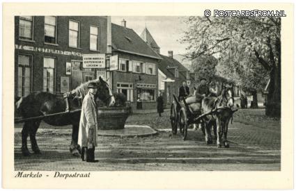 Markelo, Dorpsstraat ansichtkaart: Markelo, Dorpsstraat