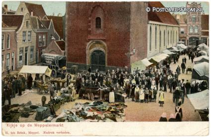 ansichtkaart: Meppel, Kijkje op de Meppelermarkt