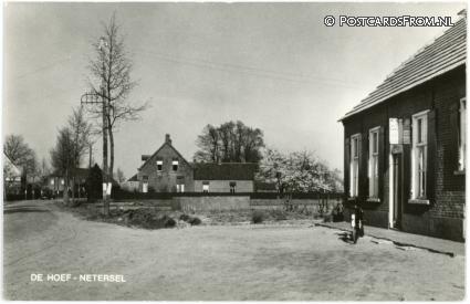 ansichtkaart: De Hoef, Netersel. Postkantoor