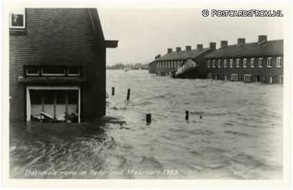 Raamsdonksveer, Watersnood 1 Feb. 1953. Ruim 1 Meter hoog water in de straten ansichtkaart: Raamsdonksveer, Watersnood 1 Feb. 1953. Ruim 1 Meter hoog water in de straten