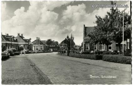 ansichtkaart: Bedum, Schoolstraat