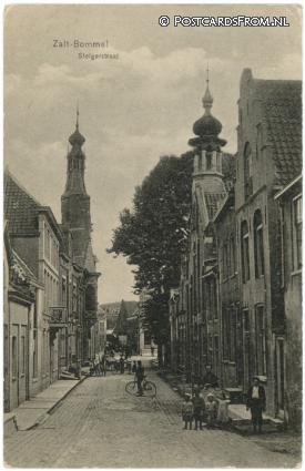 ansichtkaart: Zaltbommel, Steigerstraat