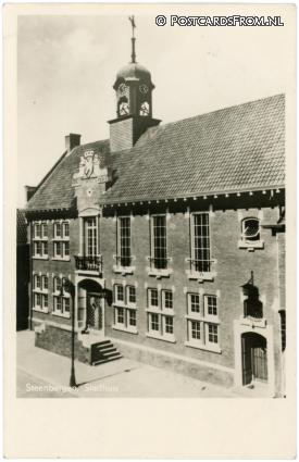 ansichtkaart: Steenbergen NB, Stadhuis