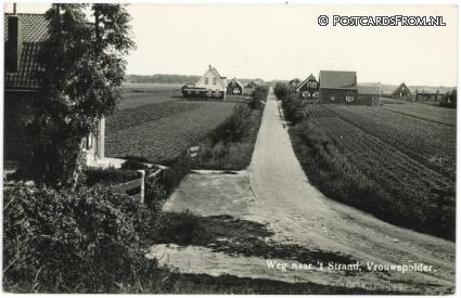 ansichtkaart: Vrouwenpolder, Weg naar 't Strand