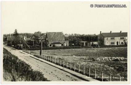 Puttershoek, Arend v. Lierstraat ansichtkaart: Puttershoek, Arend v. Lierstraat