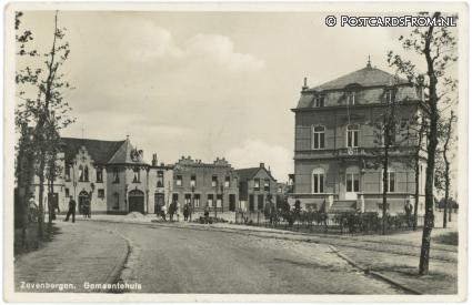 Zevenbergen, Gemeentehuis ansichtkaart: Zevenbergen, Gemeentehuis