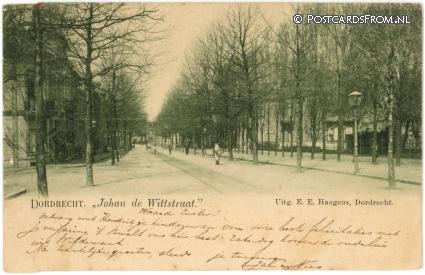 Dordrecht, Johan de Wittstraat ansichtkaart: Dordrecht, Johan de Wittstraat