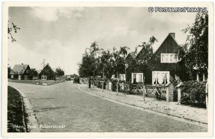 Uden, Prof. Pulserstraat ansichtkaart: Uden, Prof. Pulserstraat