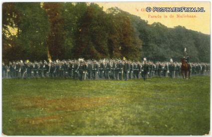 's-Gravenhage, Parade in de Maliebaan ansichtkaart: 's-Gravenhage, Parade in de Maliebaan