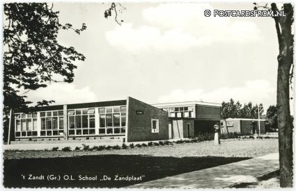 't Zandt GN, O.L. School 'De Zandplaat' ansichtkaart: 't Zandt GN, O.L. School 'De Zandplaat'