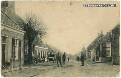 ansichtkaart: Woensdrecht, Dorpstraat