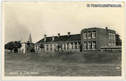 ansichtkaart: Ulrum, Hendrik de Cock School