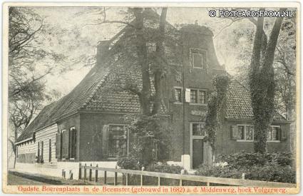 ansichtkaart: Beemster, Oudste Boerenplaats a.d. Middenweg, hoek Volgerweg