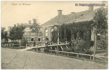 ansichtkaart: Winsum GN, Groet uit. Logement Harkema