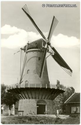 ansichtkaart: Zuidland, Korenmolen 'De Arend'