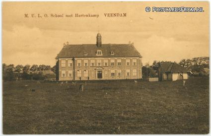Veendam, M.U.L.O. ansichtkaart: Veendam, M.U.L.O.