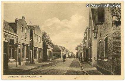 Zevenhuizen ZH, Dorpstraat ansichtkaart: Zevenhuizen ZH, Dorpstraat