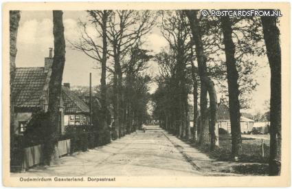 Oudemirdum, Gaasterland. Dorpsstraat ansichtkaart: Oudemirdum, Gaasterland. Dorpsstraat