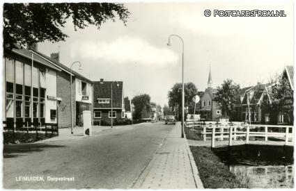 ansichtkaart: Leimuiden, Dorpstraat