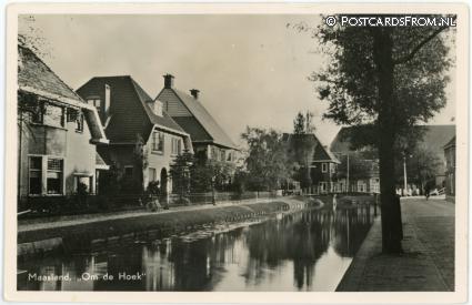 ansichtkaart: Maasland, Om de Hoek