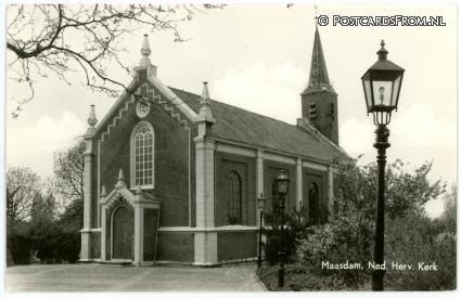 ansichtkaart: Maasdam, Ned. Herv. Kerk