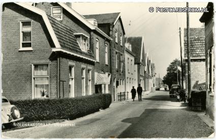 ansichtkaart: Molenaarsgraaf, Dorpsstraat