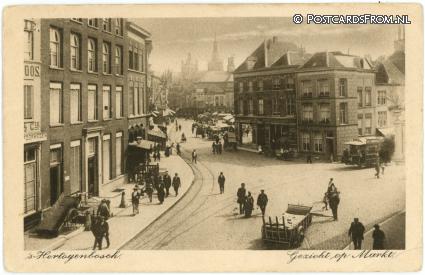 ansichtkaart: 's-Hertogenbosch, Gezicht op Markt