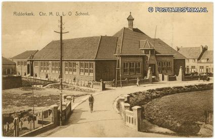 Ridderkerk, Chr. M.U.L.O. School ansichtkaart: Ridderkerk, Chr. M.U.L.O. School
