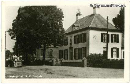 ansichtkaart: Luyksgestel, R.K. Pastorie