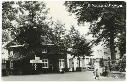 ansichtkaart: Leende, Dorpsplein