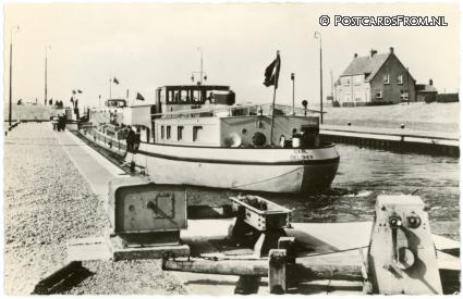 ansichtkaart: Wemeldinge, Middensluis