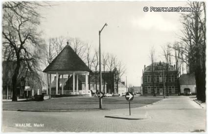 ansichtkaart: Waalre, Markt