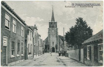 Numansdorp, Kerkstraat ansichtkaart: Numansdorp, Kerkstraat