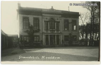 Menaldum, Gemeentehuis ansichtkaart: Menaldum, Gemeentehuis