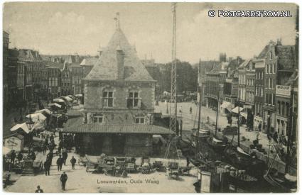 ansichtkaart: Leeuwarden, Oude Waag
